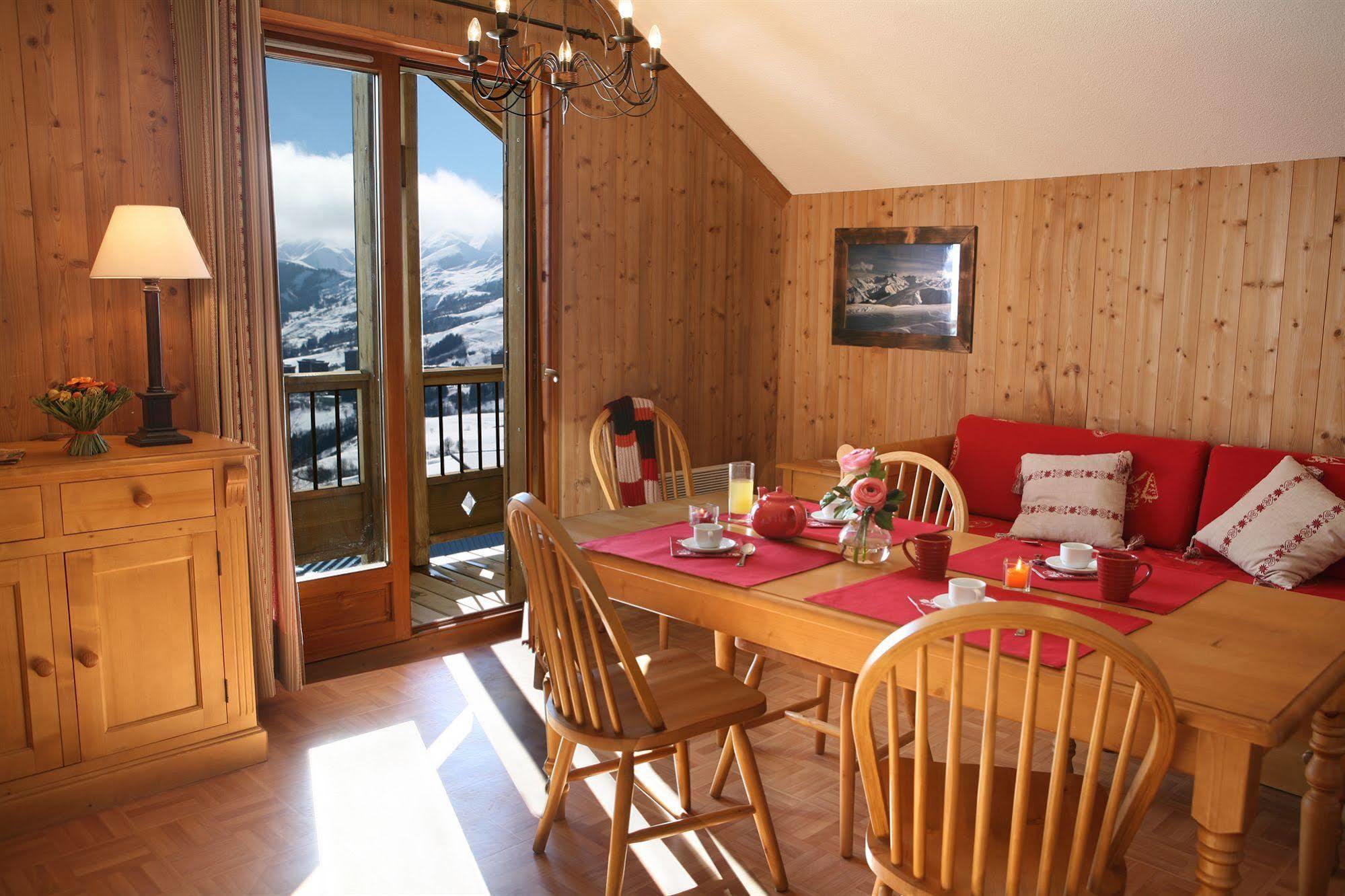 Residence Nemea Les Chalets Des Cimes Fontcouverte-la-Toussuire Exteriör bild